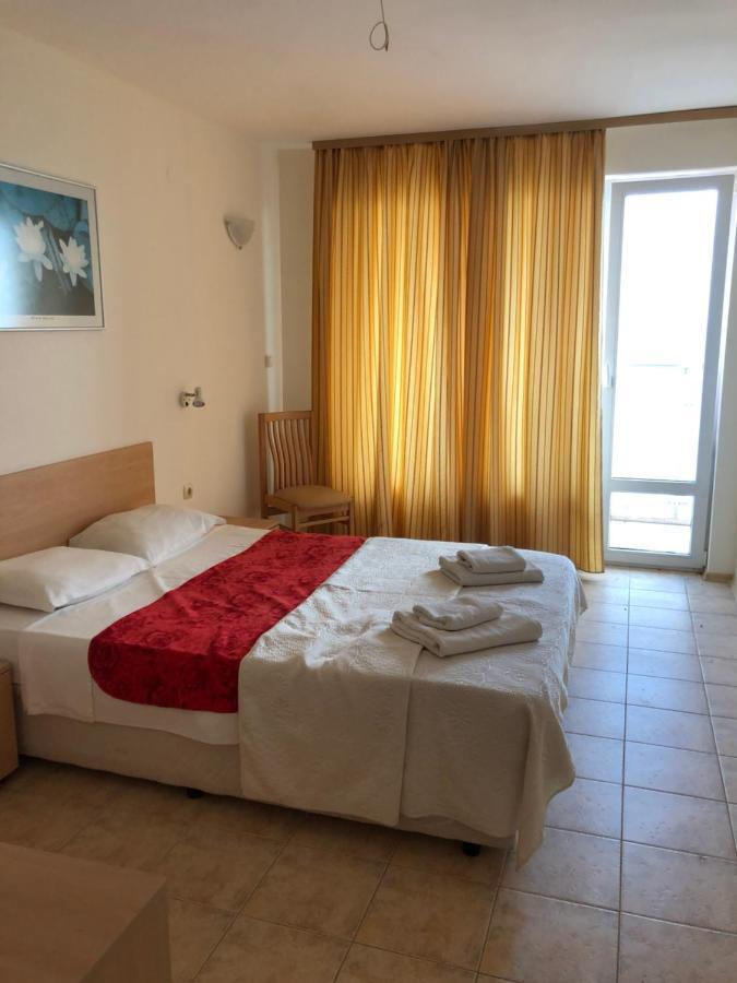 Coral Beach Корал Бийч Sveti Vlas Luaran gambar
